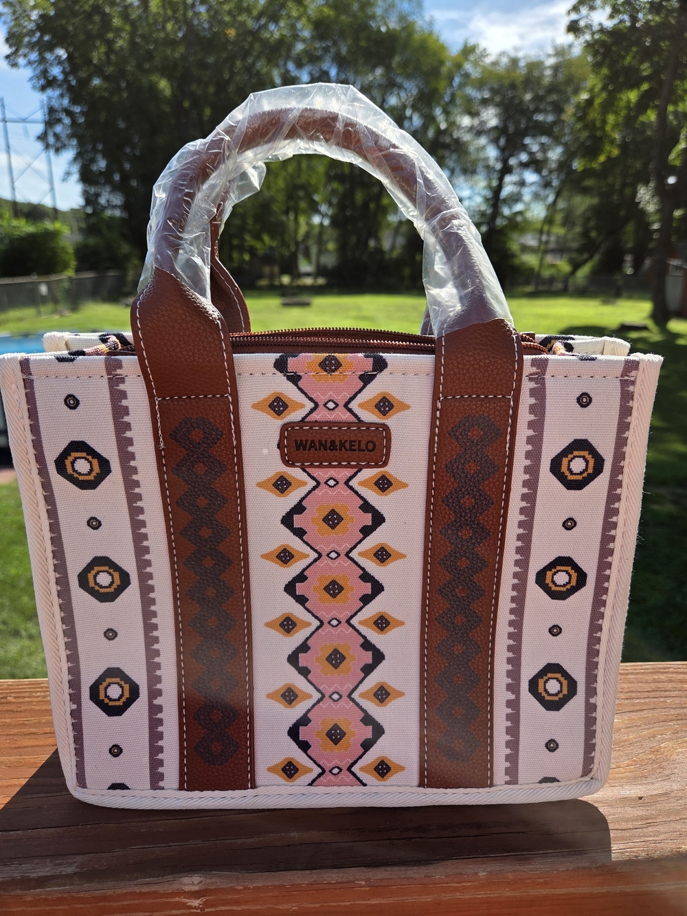 WAN&KELO Aztec Southwestern Tote Bag with Crossbody Strap NWT